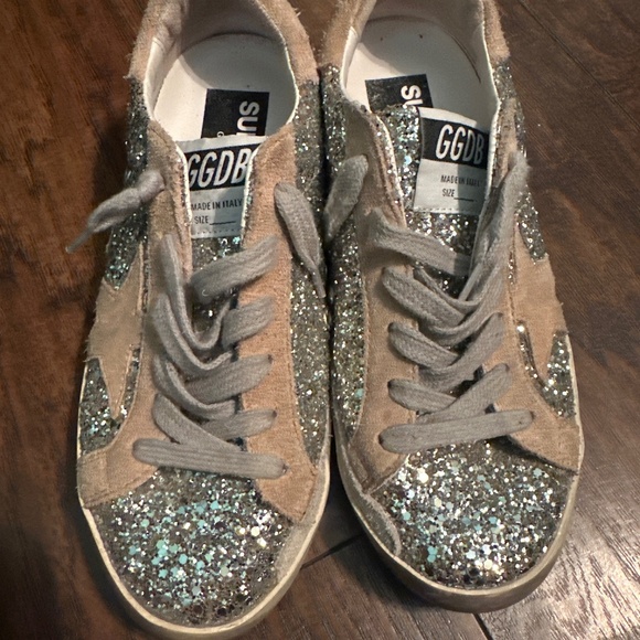 Golden Goose - Picture 1 of 7